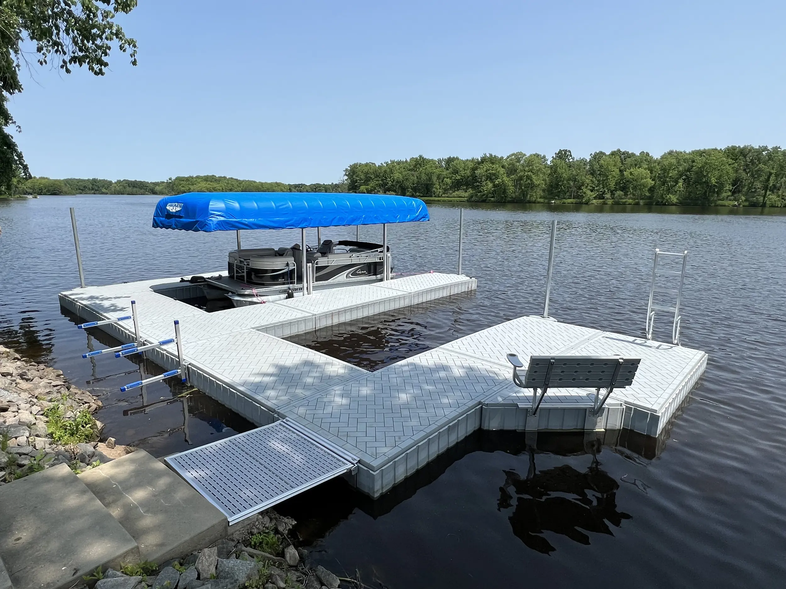 Modular Floating Dock System